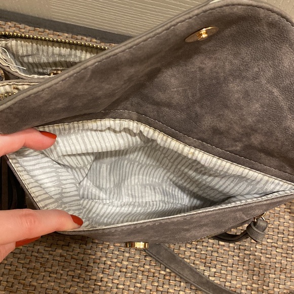 Francesca’s Gray Faux Suede Crossbody Bag - Picture 12 of 16